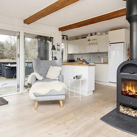 4 Star In Fano-by Traum